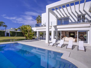 Villa 5 bedrooms 477 m² in Guadalmina Baja, Spain — Find off-plan property or real estate resale directly from developers and owners GEOLN.COM. Photo 10