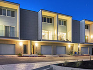 Real estate in SkyBridge Lofts — look at the real estate search engine GEOLN.COM. Photo 5