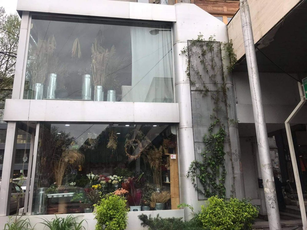 იყიდება კომერციული ფართი — უძრავი ქონების ყიდვა და მფლო ბელებისგან GEOLN.COM. ფოტო 1