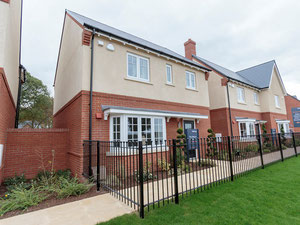 房地产在 Forest View at Kingswood Heath — look at the real estate search engine GEOLN.COM. 照片 4