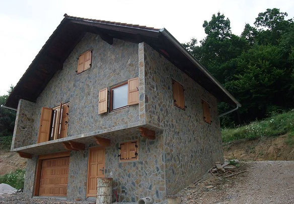 House in Slovenia, Podchertrek