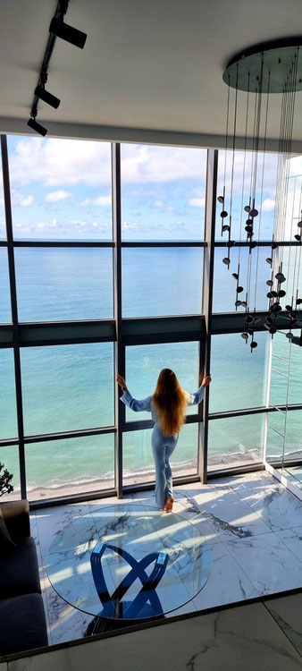 Дуплекс із прямим видом на море — Пошуковик нерухомості від забудовників і власників GEOLN.COM. Фото 1