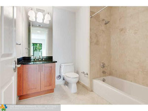 ბინები ზღვის პირას აშშ-ში, ფლორიდაში, პომპანოს სანაპიროზე — უძრავი ქონების ყიდვა და მფლო ბელებისგან GEOLN.COM. ფოტო 9