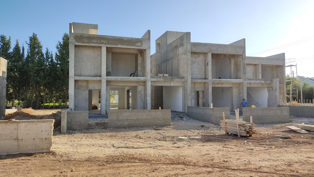 Real estate in TONY BLUE RESIDENCES — look at the real estate search engine GEOLN.COM. Photo 5