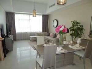 Real estate in Lamar Residence — look at the real estate search engine GEOLN.COM. Photo 8