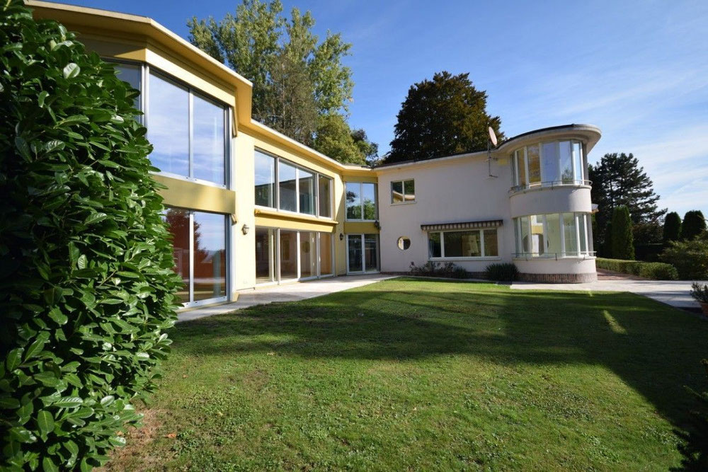 Villa in Switzerland, Friborg, Valon — Find off-plan property or real estate resale directly from developers and owners GEOLN.COM. Photo 1