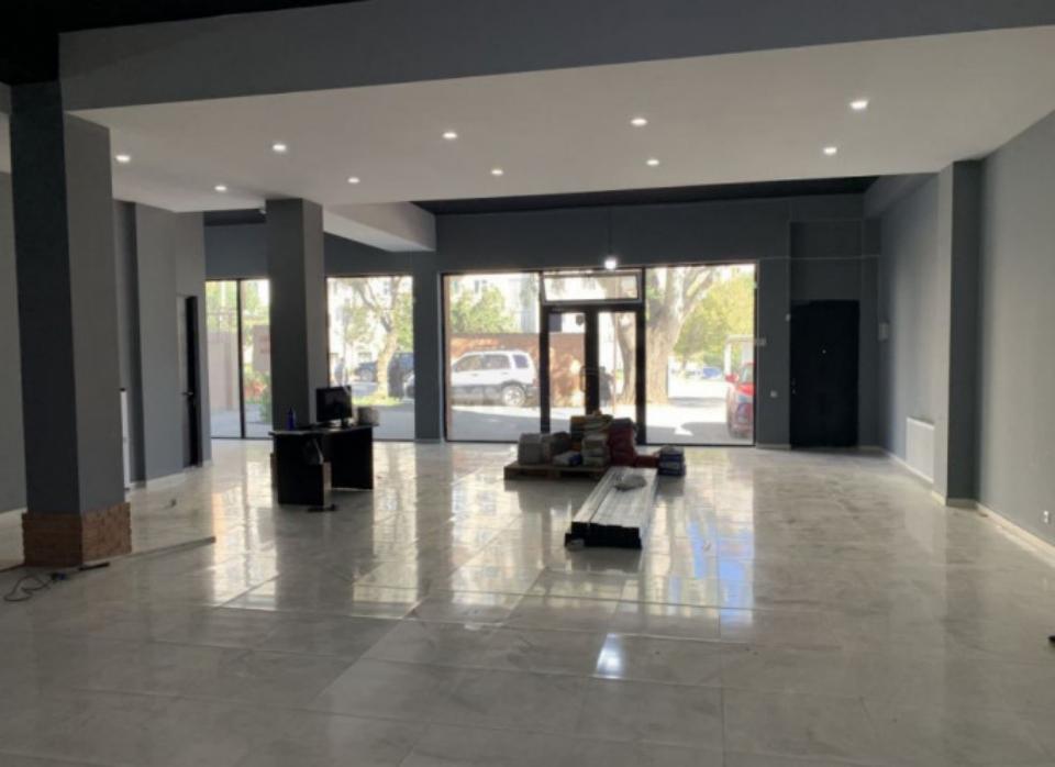 commercial property for sale — Find off-plan property or real estate resale directly from developers and owners GEOLN.COM. Photo 1