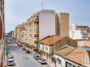 Apartment 3 bedrooms 115 m² in Torrevieja, Spain — Find off-plan property or real estate resale directly from developers and owners GEOLN.COM. Photo 9