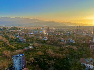 现代欧式两居室，配有全景窗户和豪华景观，位于舒适级别的住宅中！ — 来自开发商和业主的房地产搜索引擎 GEOLN.COM. 照片 15