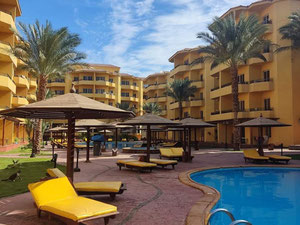 Apartment in British resort — Find off-plan property or real estate resale directly from developers and owners GEOLN.COM. Photo 3