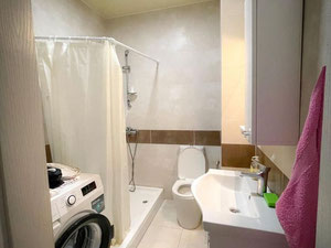 ბინა ზღვის ხედით — უძრავი ქონების ყიდვა და მფლო ბელებისგან GEOLN.COM. ფოტო 5