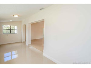 美国房子，佛罗里达州，海厄利亚 — 来自开发商和业主的房地产搜索引擎 GEOLN.COM. 照片 3