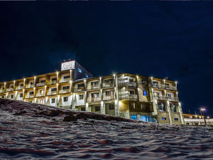 Hotel prestigioso con 70 habitaciones en la estación de esquí Gudauri, Georgia — Encuentre propiedades fuera del plan o reventa de bienes inmuebles directamente de desarrolladores y propietarios GEOLN.COM. Foto 4