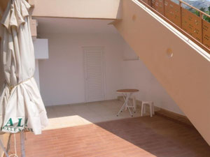 სახლი ზღვის პირას საბერძნეთში, ლაგონისში — უძრავი ქონების ყიდვა და მფლო ბელებისგან GEOLN.COM. ფოტო 8