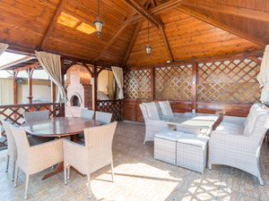 Exklusive Hausgelegenheit zum Verkauf — Immobilien-Suchservice von Bauträgern und Eigentümern GEOLN.COM. Foto 16