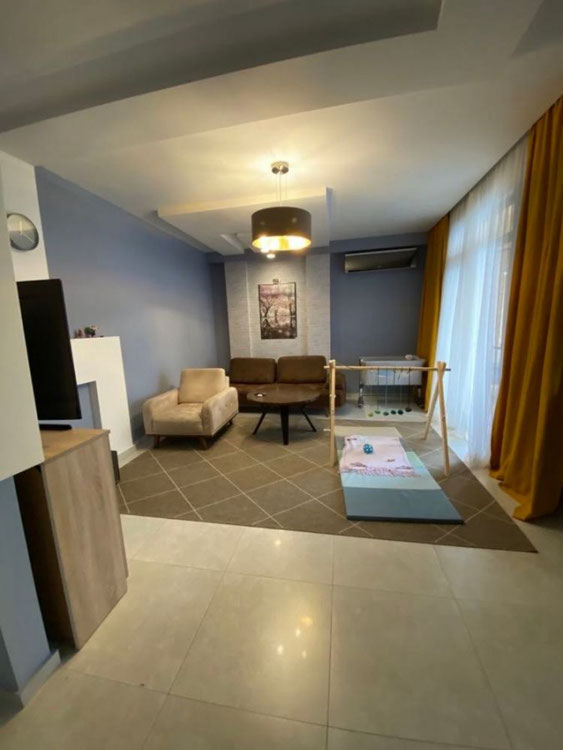 三房公寓出售 — 来自开发商和业主的房地产搜索引擎 GEOLN.COM. 照片 1