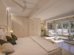 Villa 5 bedrooms 477 m² in Guadalmina Baja, Spain — Find off-plan property or real estate resale directly from developers and owners GEOLN.COM. Photo 24