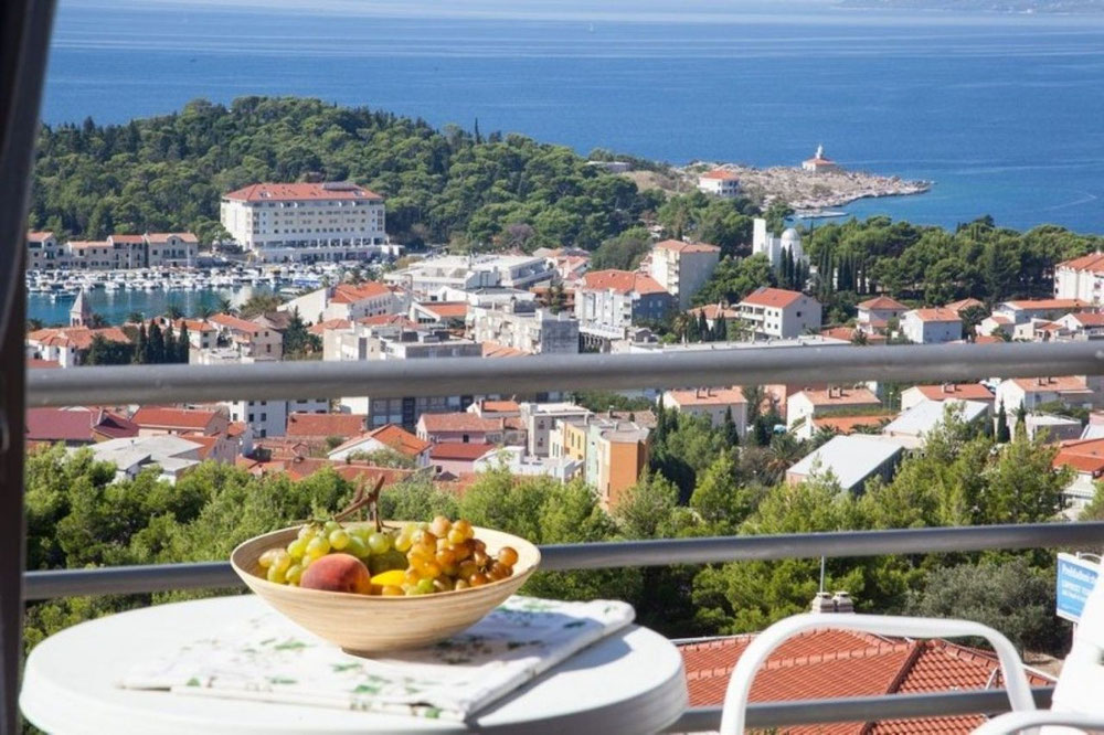 克罗地亚海边的别墅，斯普利特斯科-达尔马廷斯卡，马卡尔斯卡 — 来自开发商和业主的房地产搜索引擎 GEOLN.COM. 照片 1