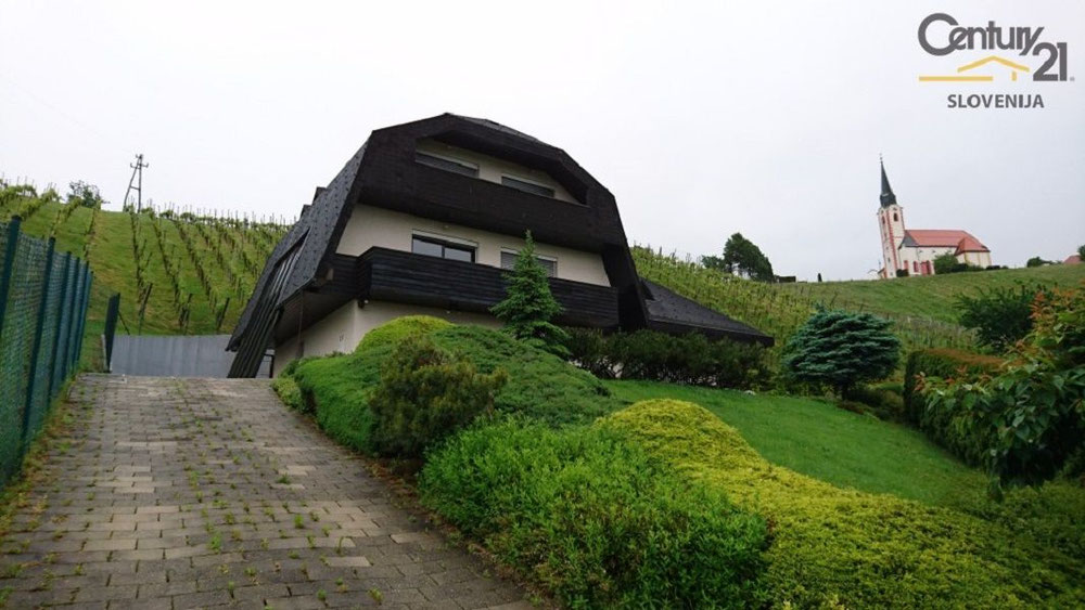 Дом в пригороде в Словении, Марибор, Малечник — Поисковик недвижимости от застройщиков и собственников GEOLN.COM. Фото 1