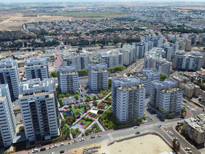 Real estate in Green Barn Dreams  — look at the real estate search engine GEOLN.COM. Photo 2