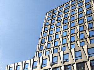 房地产在 242 Broome — look at the real estate search engine GEOLN.COM. 照片 3