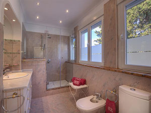 Villa 5 bedrooms 477 m² in Guadalmina Baja, Spain — Find off-plan property or real estate resale directly from developers and owners GEOLN.COM. Photo 26