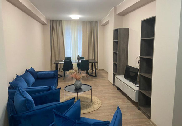 Продається 4 кімнатна квартира.