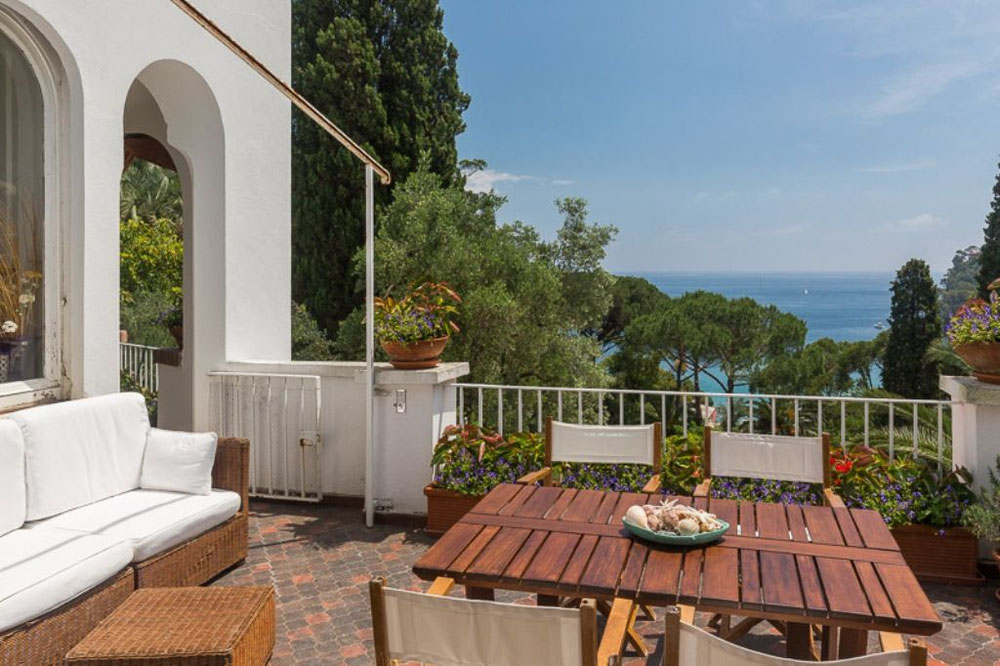 意大利波托菲诺海边的公寓 — 来自开发商和业主的房地产搜索引擎 GEOLN.COM. 照片 1