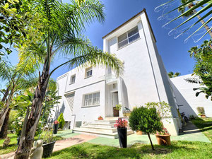 别墅 5 间卧室 380 平方米在新安达卢西亚 —西班牙拉斯布里萨斯 — 来自开发商和业主的房地产搜索引擎 GEOLN.COM. 照片 2