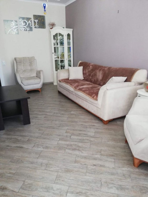 三房公寓出售 — 来自开发商和业主的房地产搜索引擎 GEOLN.COM. 照片 1