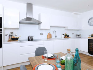 房地产在 Royal Albert Wharf — look at the real estate search engine GEOLN.COM. 照片 7