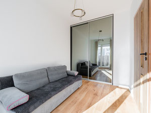 Две комнаты 40,5 м2 в Замках — Поисковик недвижимости от застройщиков и собственников GEOLN.COM. Фото 3