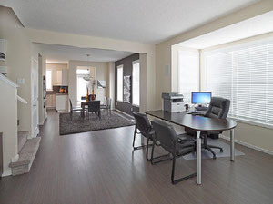 Real estate in Rosenthal Street Towns — look at the real estate search engine GEOLN.COM. Photo 4