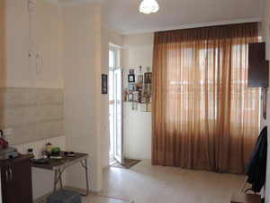 2 Zimmerwohnung in Vazisubani. Kaufen Sie eine Wohnung in Tiflis, Vazisubani — Immobilien-Suchservice von Bauträgern und Eigentümern GEOLN.COM. Foto 2