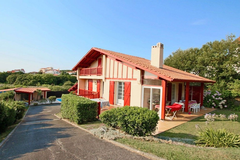 სახლი საფრანგეთში, ბიარიცში — უძრავი ქონების ყიდვა და მფლო ბელებისგან GEOLN.COM. ფოტო 1