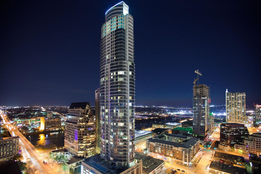 Real estate in The Austonian — look at the real estate search engine GEOLN.COM. Photo 1