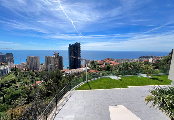 Grenze Monaco, Moderne Villa