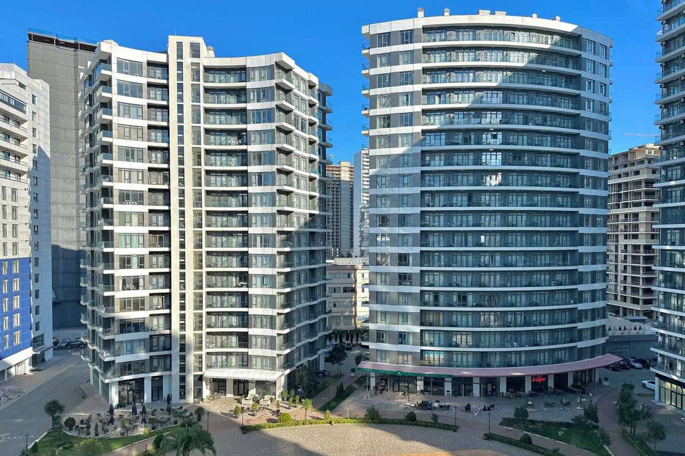 在巴图米出售的公寓 — 来自开发商和业主的房地产搜索引擎 GEOLN.COM. 照片 1