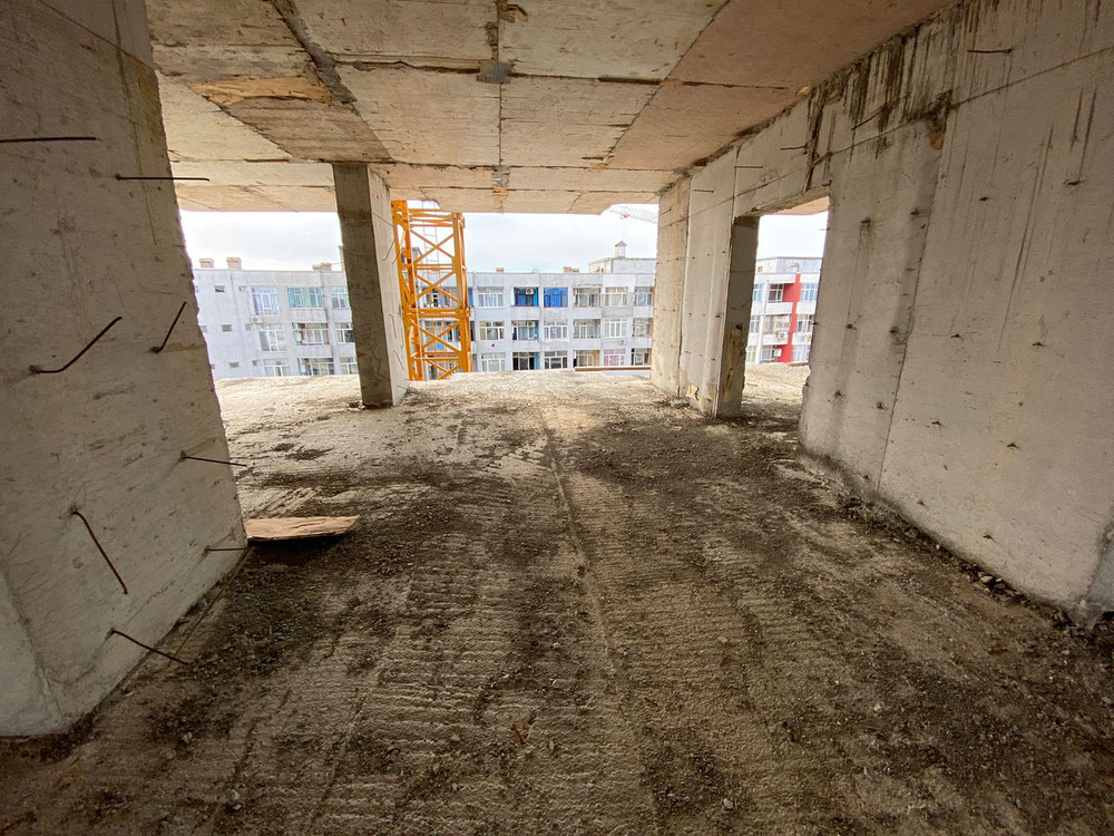 海边的黑框 — 来自开发商和业主的房地产搜索引擎 GEOLN.COM. 照片 1