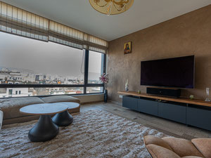 Apartment in the city center — Find off-plan property or real estate resale directly from developers and owners GEOLN.COM. Photo 3