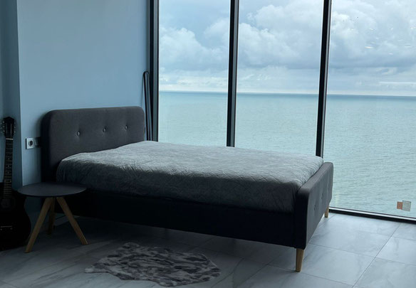 Sprzedaje się studio