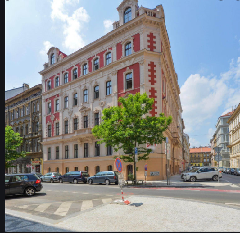 عقار للبيع في Malatova 7 — انظر إلى محرك البحث العقاري GEOLN.COM. صورة فوتوغرافية 1