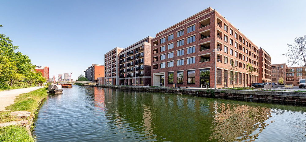 房地产在 Fish Island Village — look at the real estate search engine GEOLN.COM. 照片 1