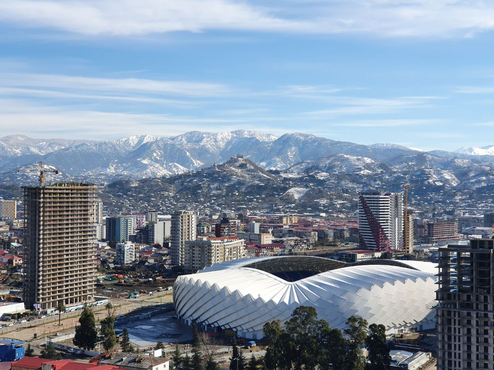 Deniz kenarında iki yatak odası ve mutfak-oturma odası olan daire — Sahiplerden yada inşaatcilardan mülkiyet arama GEOLN.COM. Fotoğraf 1