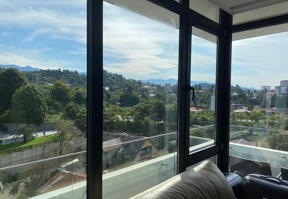 Квартира на Зеленій лінії