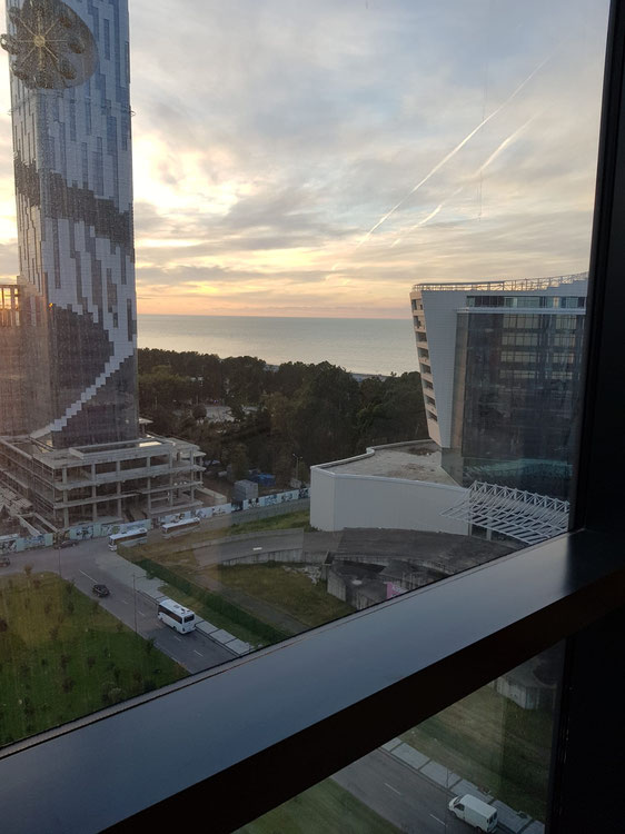 APARTMENT FOR SALE PORTA BATUMI TOWER — Поисковик недвижимости от застройщиков и собственников GEOLN.COM. Фото 1