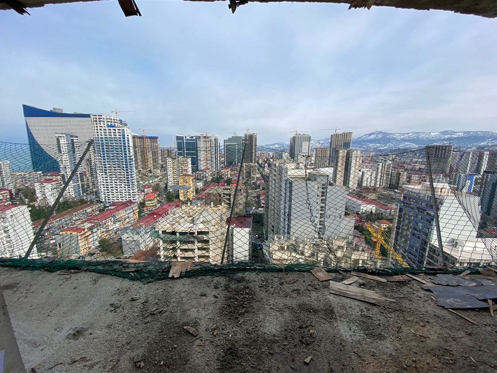 海边的黑框 — 来自开发商和业主的房地产搜索引擎 GEOLN.COM. 照片 1