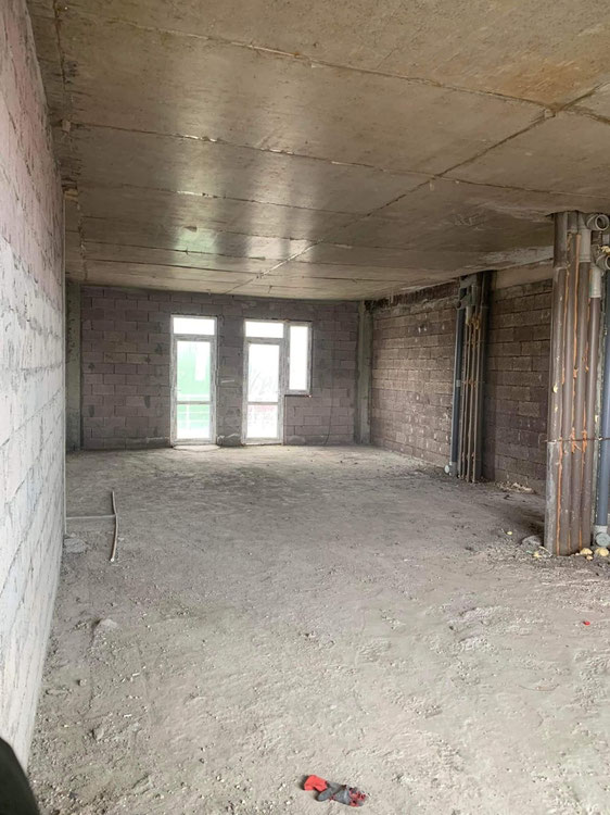 海边的黑框 — 来自开发商和业主的房地产搜索引擎 GEOLN.COM. 照片 1