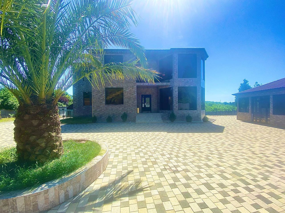 Будинок в Квирике — Пошуковик нерухомості від забудовників і власників GEOLN.COM. Фото 1