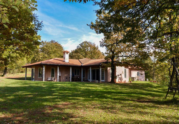 House in the suburbs in Slovenia, Möre og Romsdal, Sezana